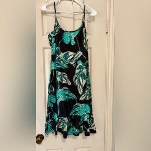 Elegant Black and Green Leaf Print Dress